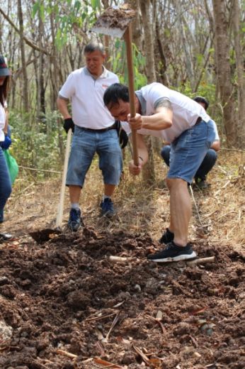 กลุ่มพนักงาน เกลือพิมาย จำกัด ทำกิจกรรม “โป่งเกลือ เพื่อสัตว์ป่า” ณ หน่วยพิทักษ์อุทยานแห่งชาติเขาใหญ่ (ผากระดาษ)