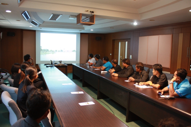 The group of Thanprasat Sub-District Administration Organization visited the salt manufacturing plant Scope